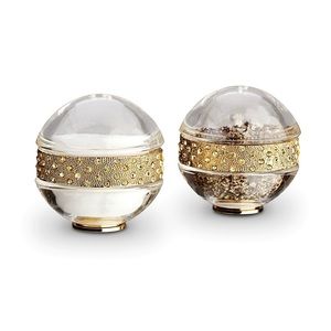 L'objet Salt & Pepper Shakers